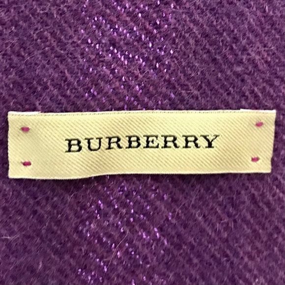 BURBERRY Scarves - Picture 4 of 6